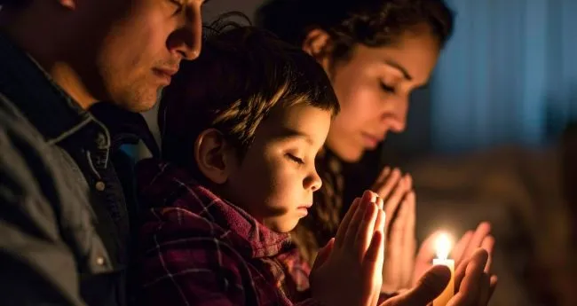 Imagen de Rezar en familia